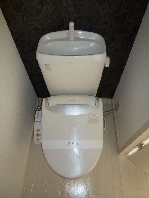 トイレ　ウォシュレット