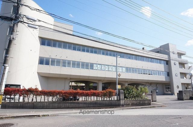 中学校　長田中学校（中学校）まで1872m