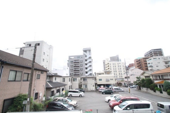 眺望　※現況優先別号室の写真です