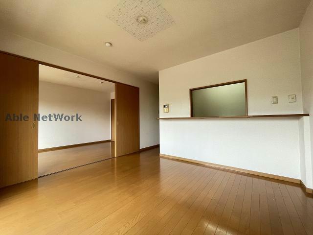 居室・リビング　※同物件、別部屋の写真です