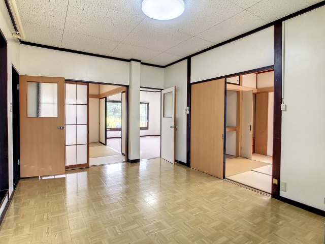 居室・リビング　ゆったりと使えるお部屋です＾＾