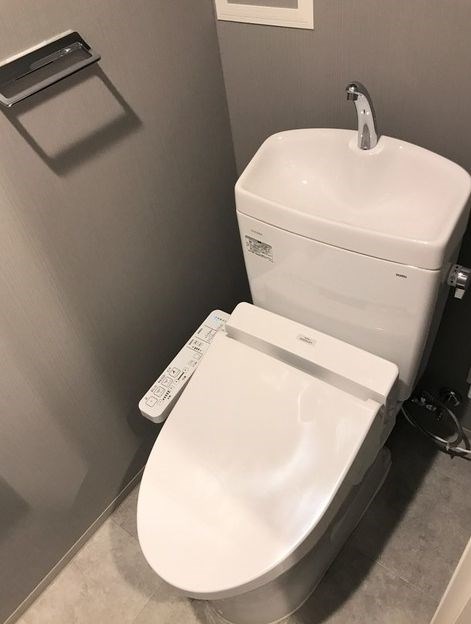 トイレ　別号室参考写真