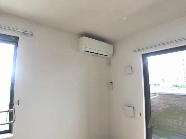 その他設備　エアコンが各部屋に設置済みです。入居後すぐに使用できます。