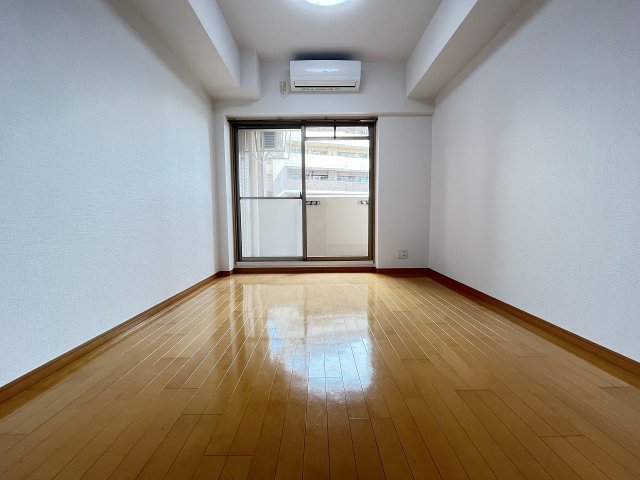 その他部屋・スペース　落ち着いて過ごせるお部屋なので、寝室にいかがでしょうか