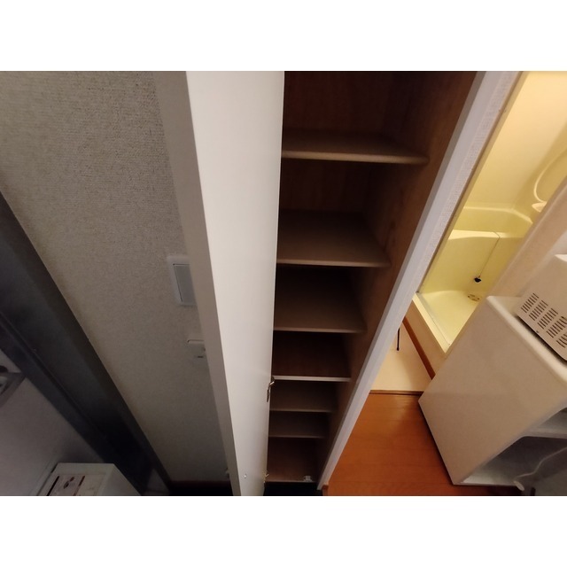 収納　＊同型他物件の画像（参考）