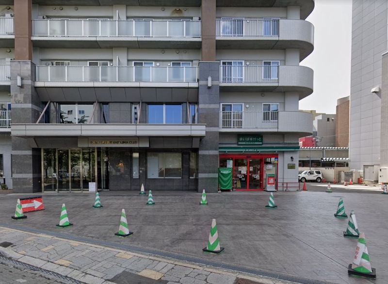 スーパー　まいばすけっと南8条西4丁目店（スーパー）まで542m