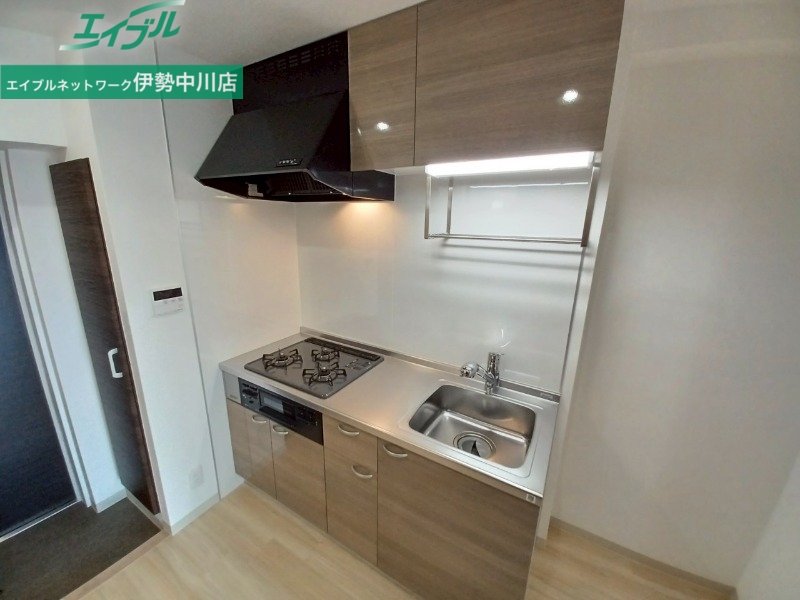 キッチン　同じ建物の別部屋の写真です