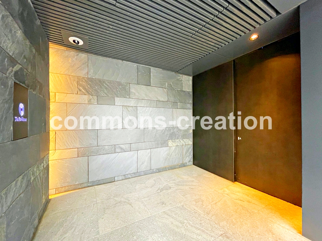コンビニ　セブンイレブン南麻布5外苑西通り店（コンビニ）まで241m