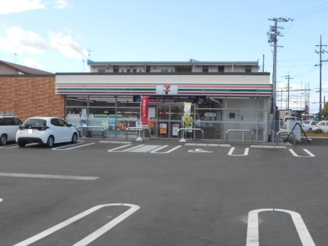 コンビニ　セブンイレブン八坂町店様（コンビニ）まで800m