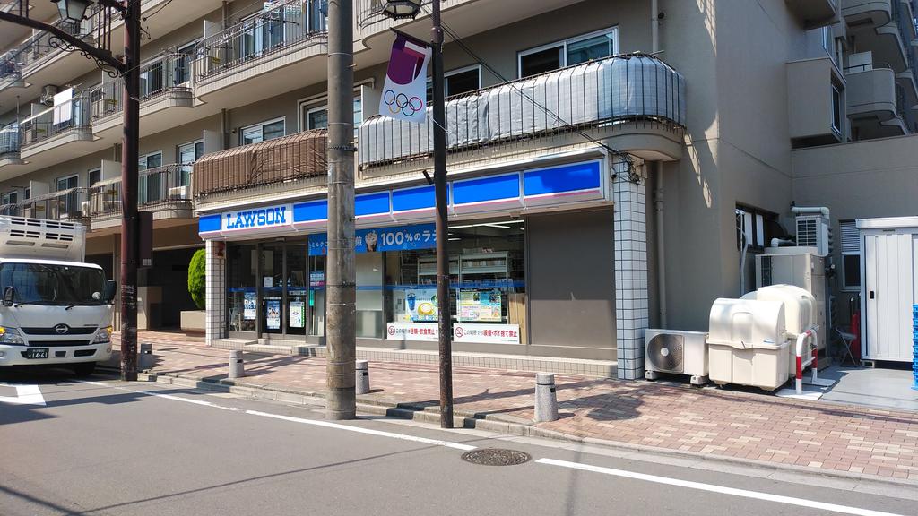 コンビニ　ローソン成増北口通り店（コンビニ）まで67m