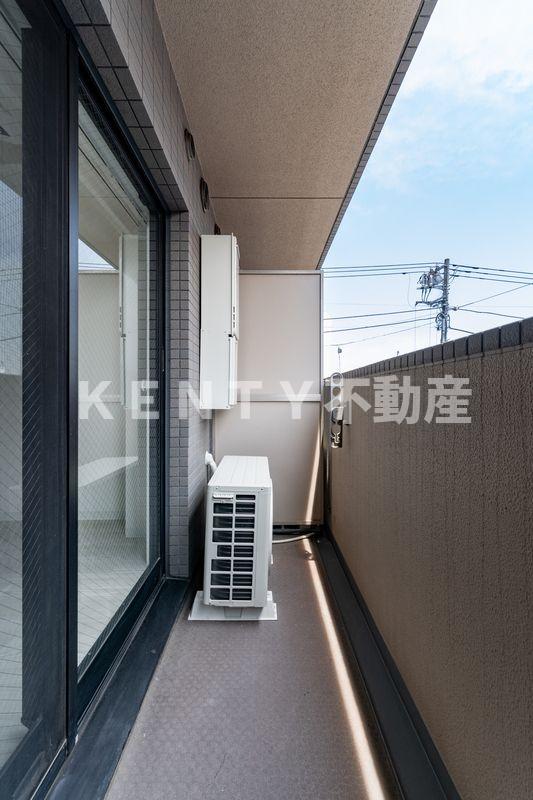 バルコニー　陽当たり良好なバルコニーです