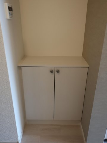 収納　ゆったりとした玄関です
