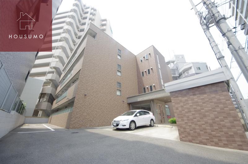 建物外観　外観は落ち着いています