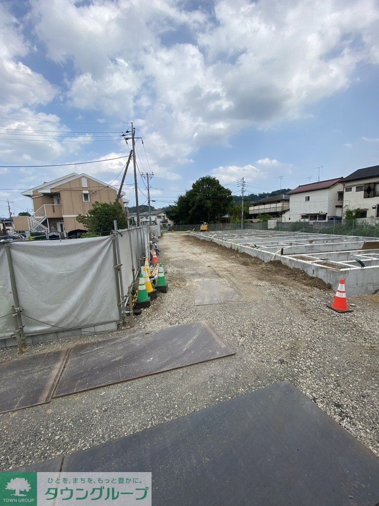 建物外観　建築中