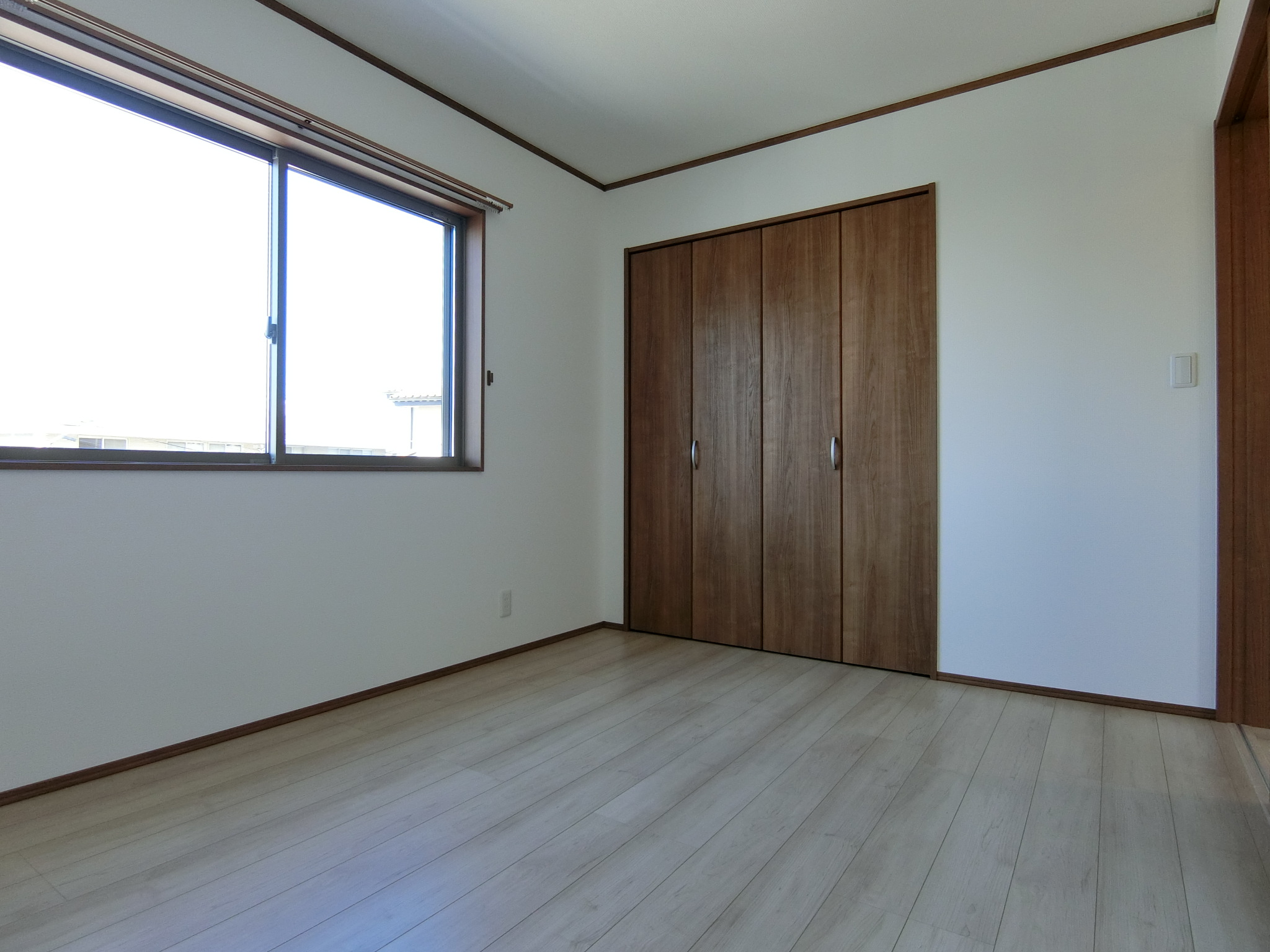 その他　洋室６帖