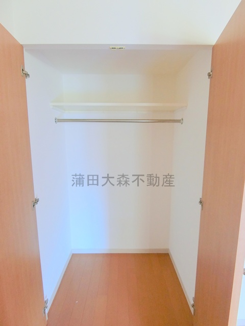 収納　洋室5帖の収納　クローゼット