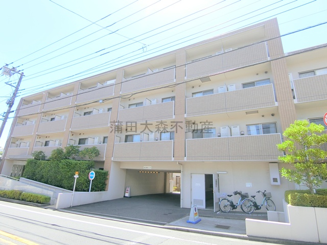 建物外観　2006年2月築　RC鉄筋コンクリート造地上4階建て総戸数8