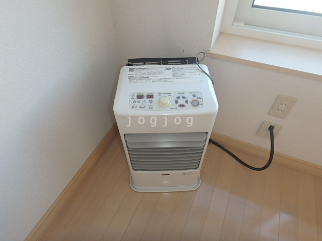 その他設備　灯油ＦＦストーブ