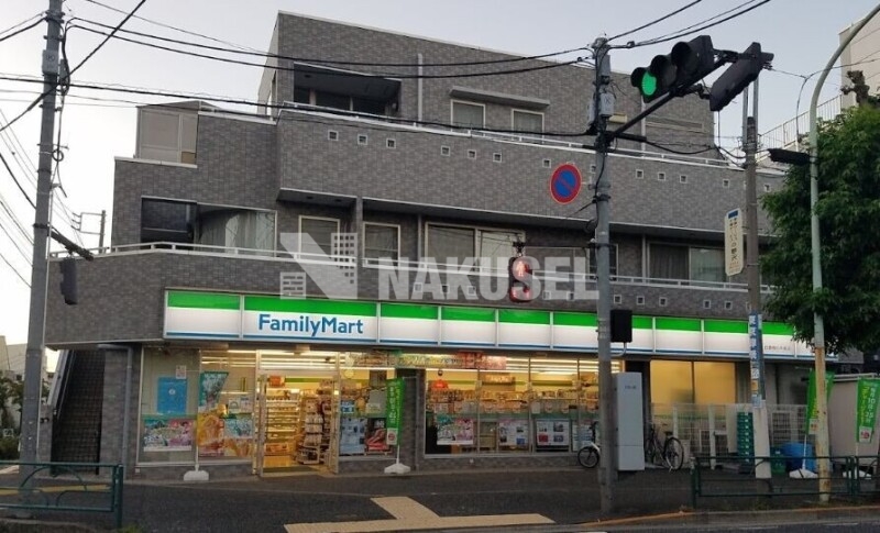 コンビニ　ファミリーマート目黒柿の木坂店（コンビニ）まで497m