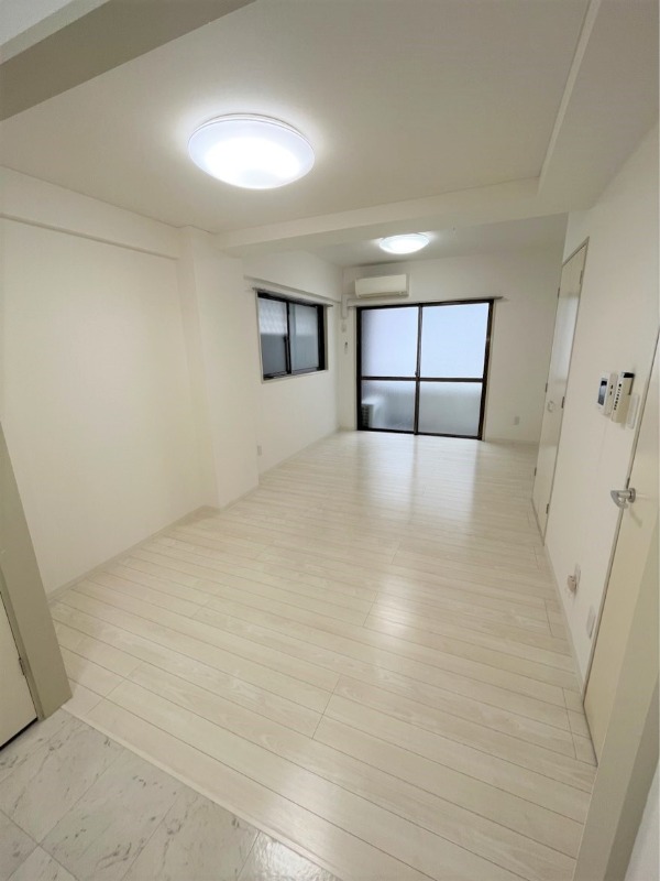 居室・リビング　※他部屋参考写真