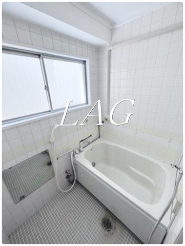 バス・シャワールーム　お風呂です。