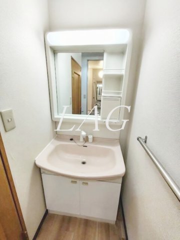 洗面設備　洗面台です。