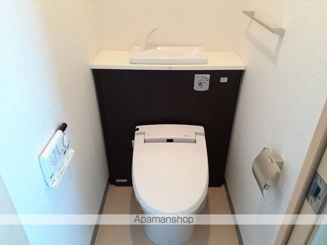 モヤ・クーチャのトイレ写真