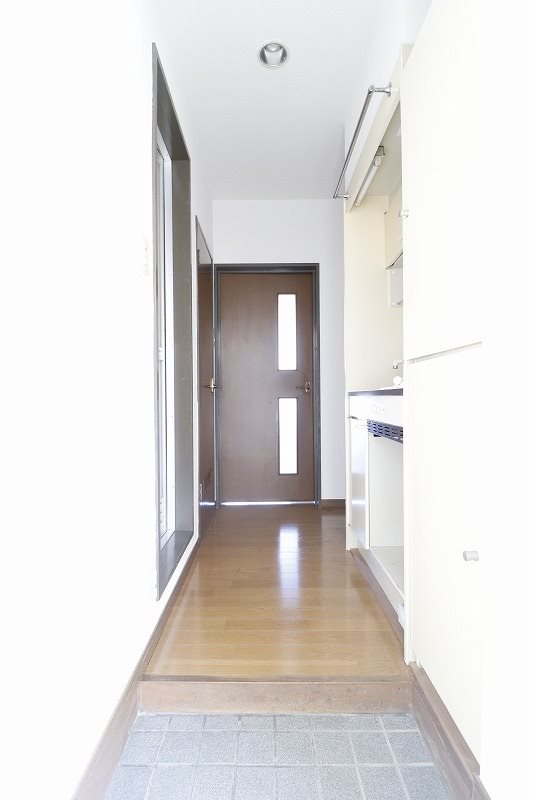 玄関　※掲載情報と物件の現況が異なる場合、現況を優先するものとしま