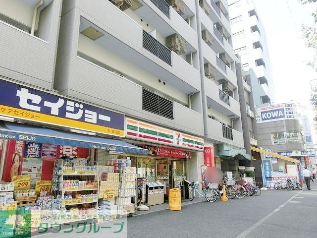 コンビニ　セブンイレブン文京動坂上店（コンビニ）まで180m