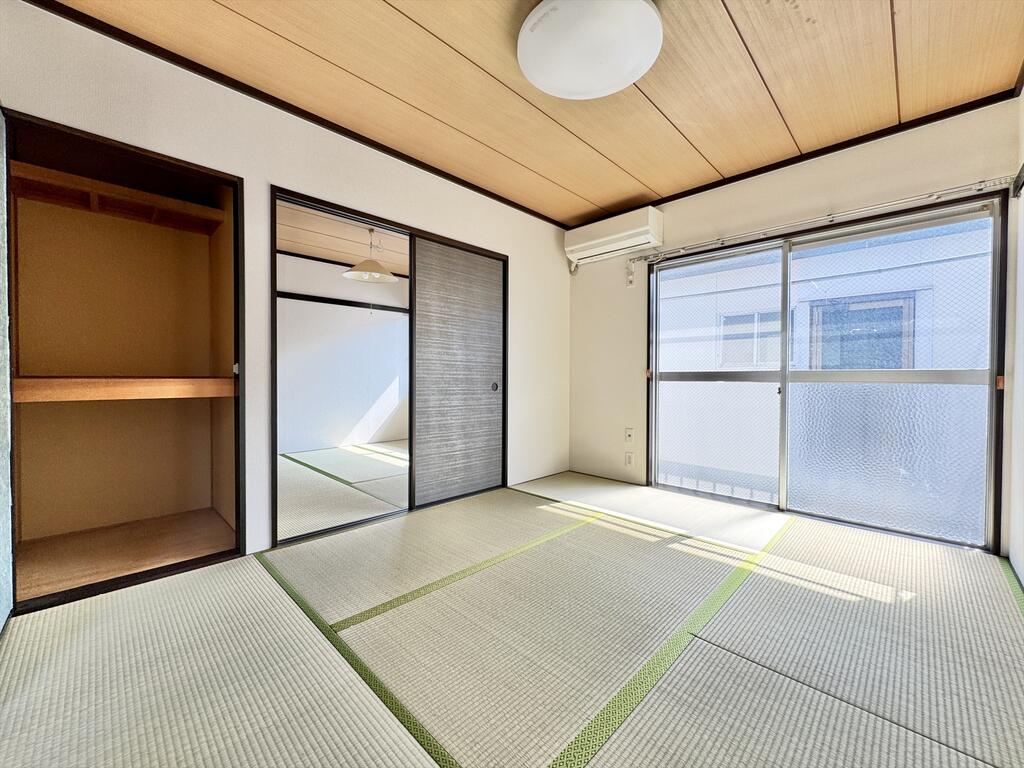 藤コーポの居間写真