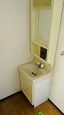 洗面設備　忙しい朝には欠かせない洗面所です