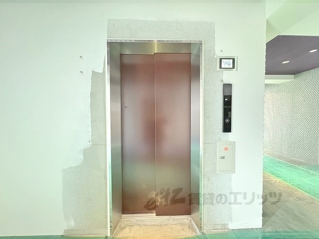 その他　エレベーター