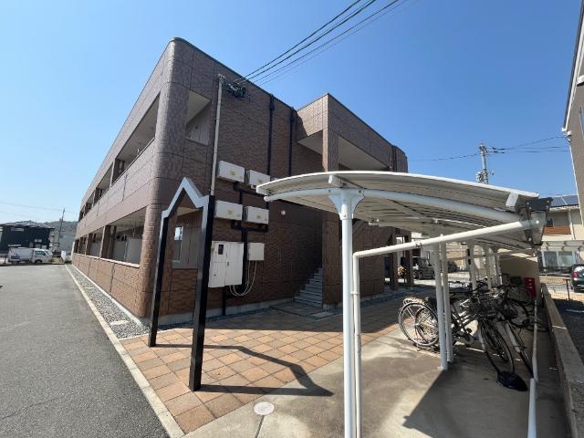 建物外観　外観写真（昼）