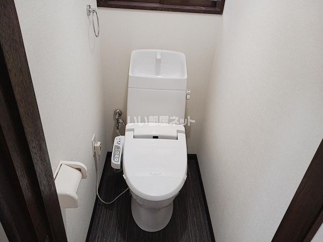 リブレス上戸建のトイレ写真