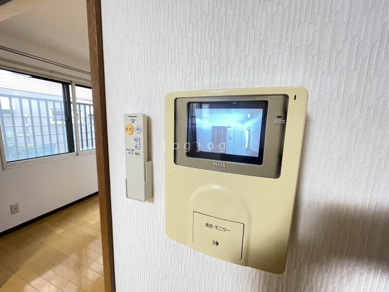 セキュリティ　モニター付きインターホンで来客確認も安心です！