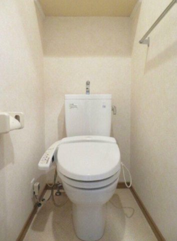 トイレ　※別部屋参考写真