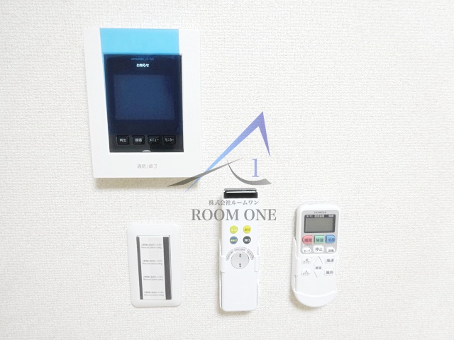 セキュリティ　モニター付きインターホンです。