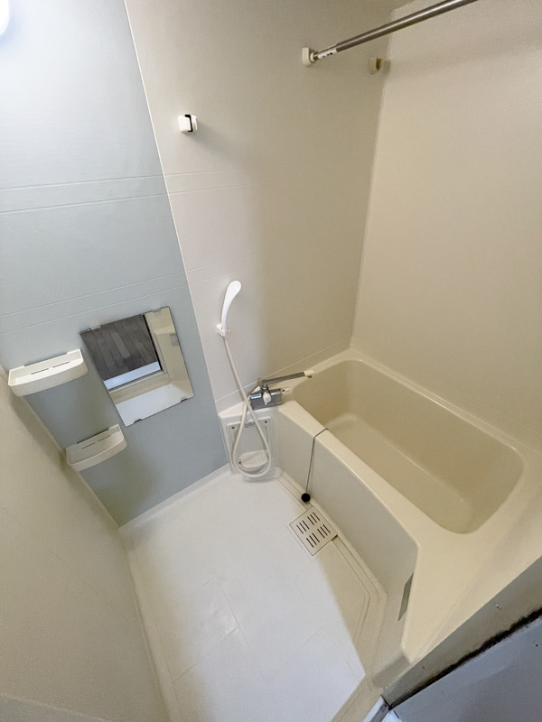 アシスト第5金沢マンションの風呂写真