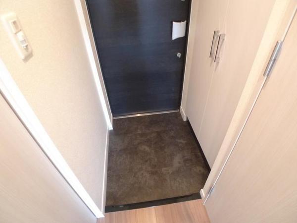プレサンス大阪ゲートシティの玄関写真
