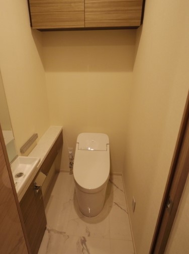 トイレ　別部屋参考写真