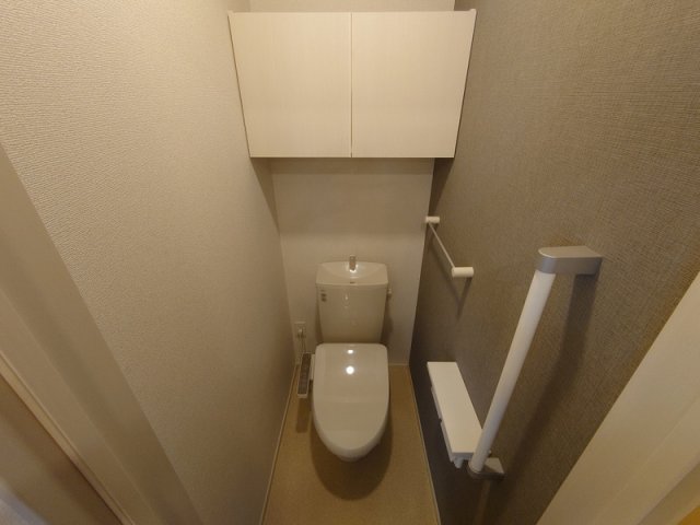 ルタン昆陽2のトイレ写真