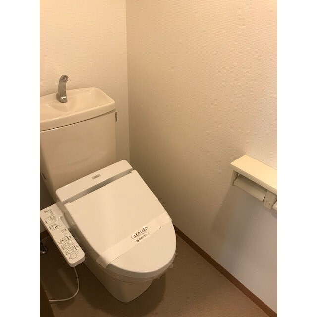 根岸旭台フーガのトイレ写真