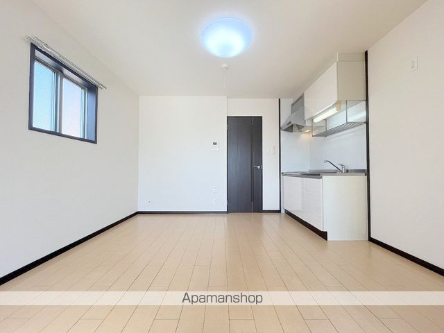 フジパレス石津川WESTの居間写真