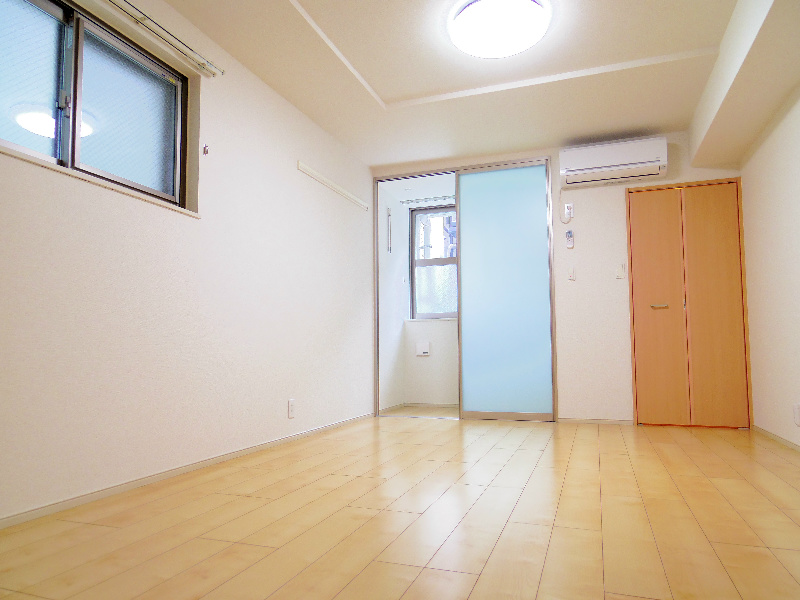 地下鉄中央線 深江橋駅 徒歩4分 5階建 築11年の居間写真