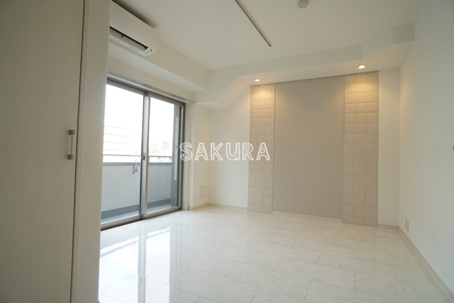居室・リビング　開放感のあるゆったりとしたお部屋です♪