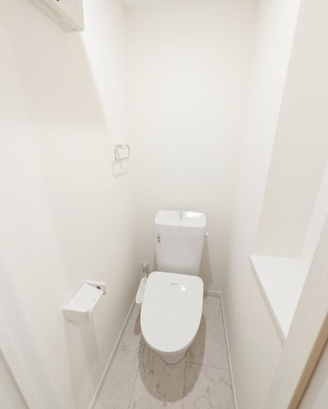 東武伊勢崎線 草加駅 徒歩14分 3階建 築1年のトイレ写真