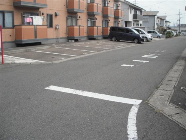 その他　前面道路（その他）まで0m
