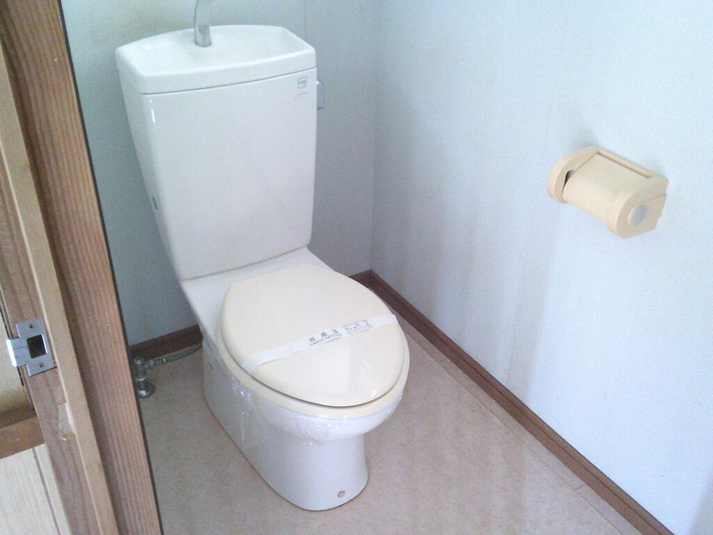 ＪＲ宇部線 床波駅 徒歩7分 1階建 築61年のトイレ写真