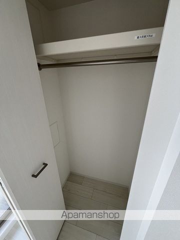 地下鉄御堂筋線 中津駅 徒歩6分 15階建 築3年の内装写真