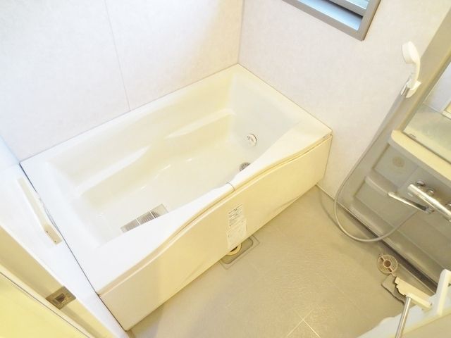 バス・シャワールーム　お部屋探しは株式会社　タウンハウジング　までお気軽にお問合…